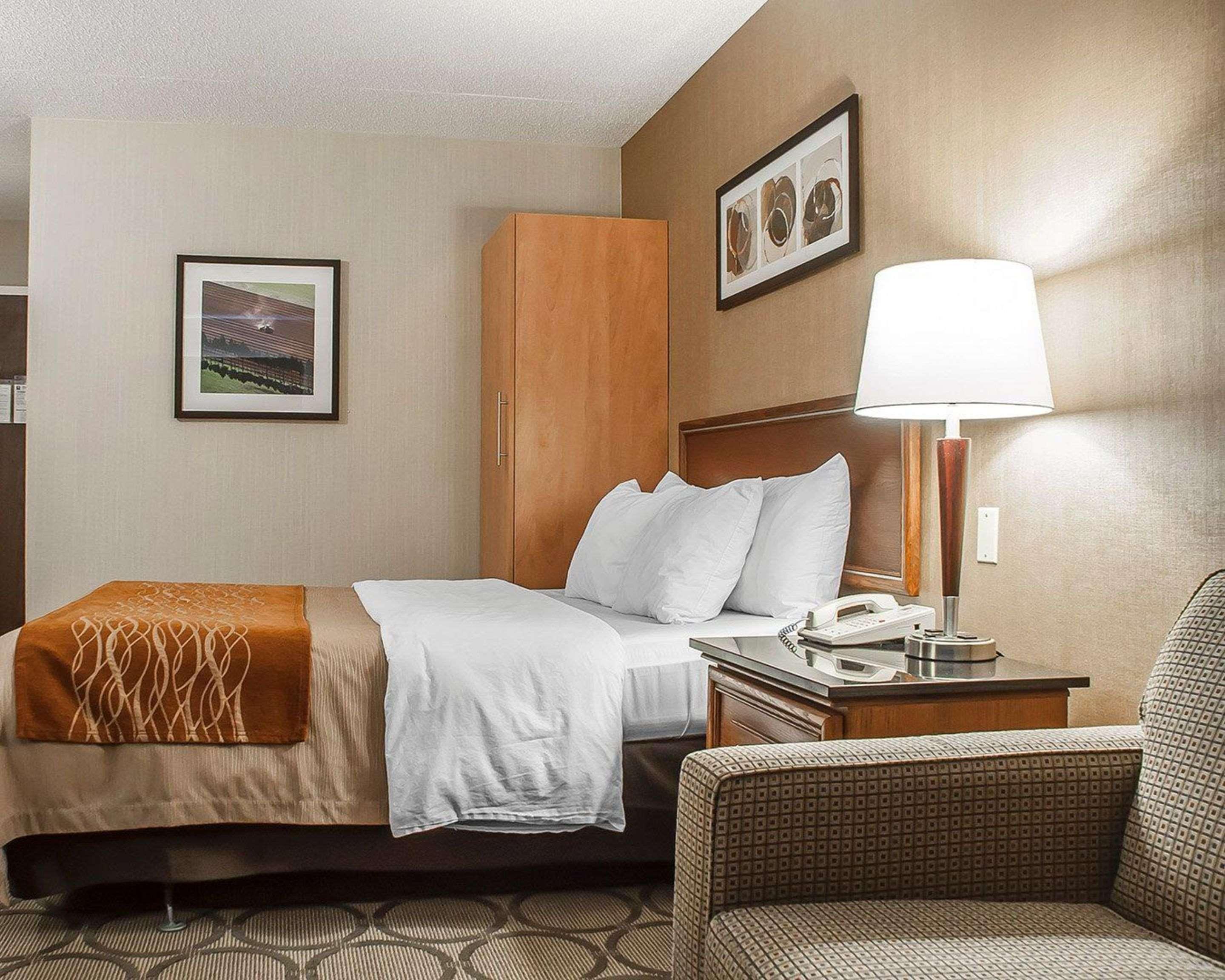 סימקו Comfort Inn מראה חיצוני תמונה