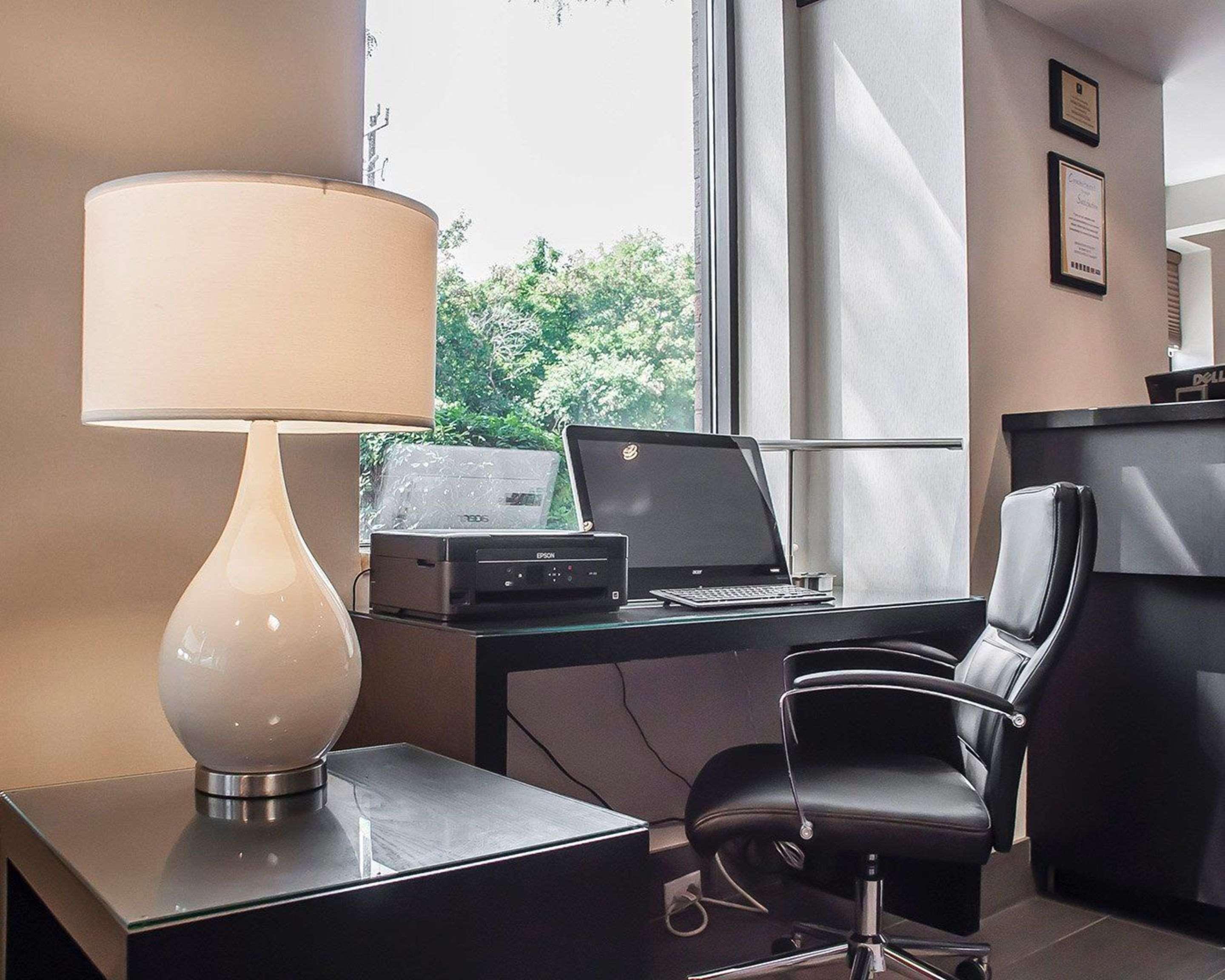 סימקו Comfort Inn מראה חיצוני תמונה