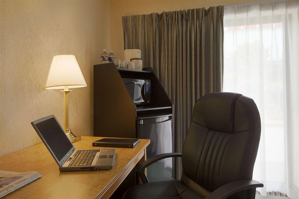 סימקו Comfort Inn חדר תמונה